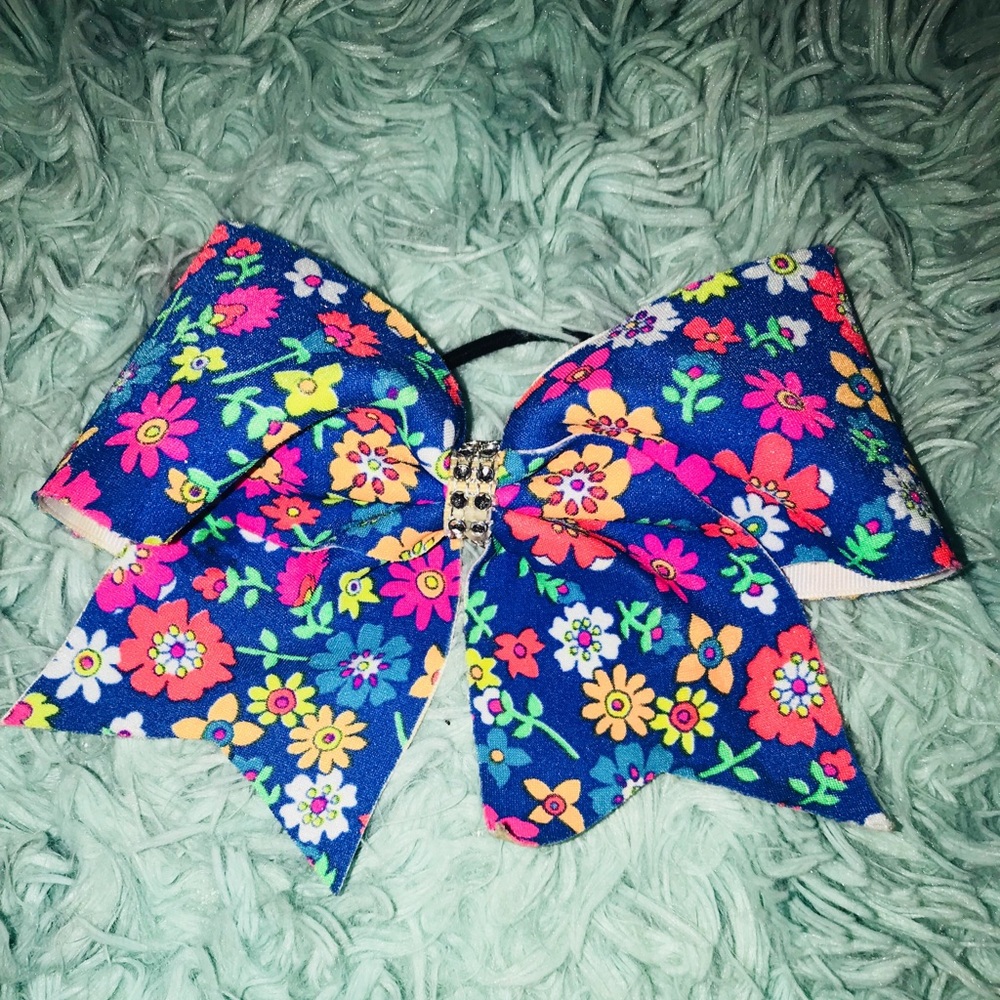 Flower Cheer Bow
